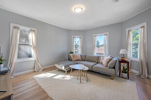 30 Hooper St, Unit 2 in Worcester, MA - Building Photo