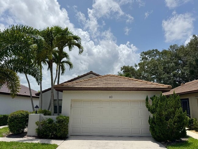 60 Ironwood Way N in Palm Beach Gardens, FL - Building Photo - Building Photo