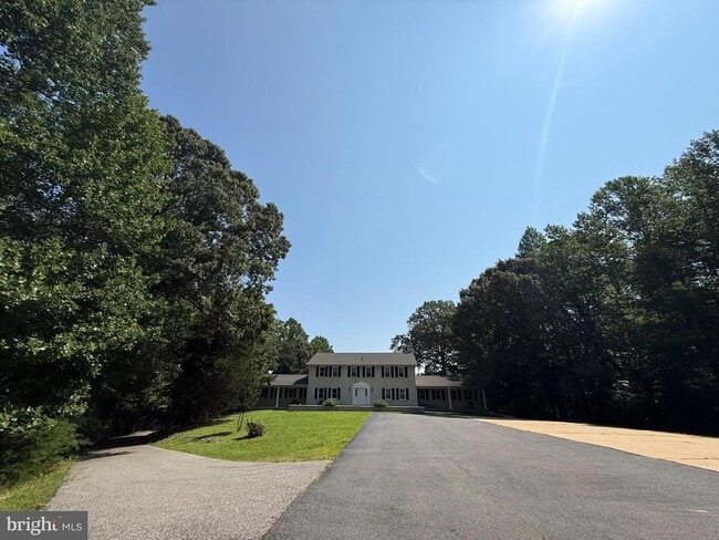 property at 46420 Rue Purchase Rd