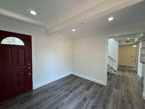 2566 Paxton St in Woodbridge, VA - Building Photo - Building Photo