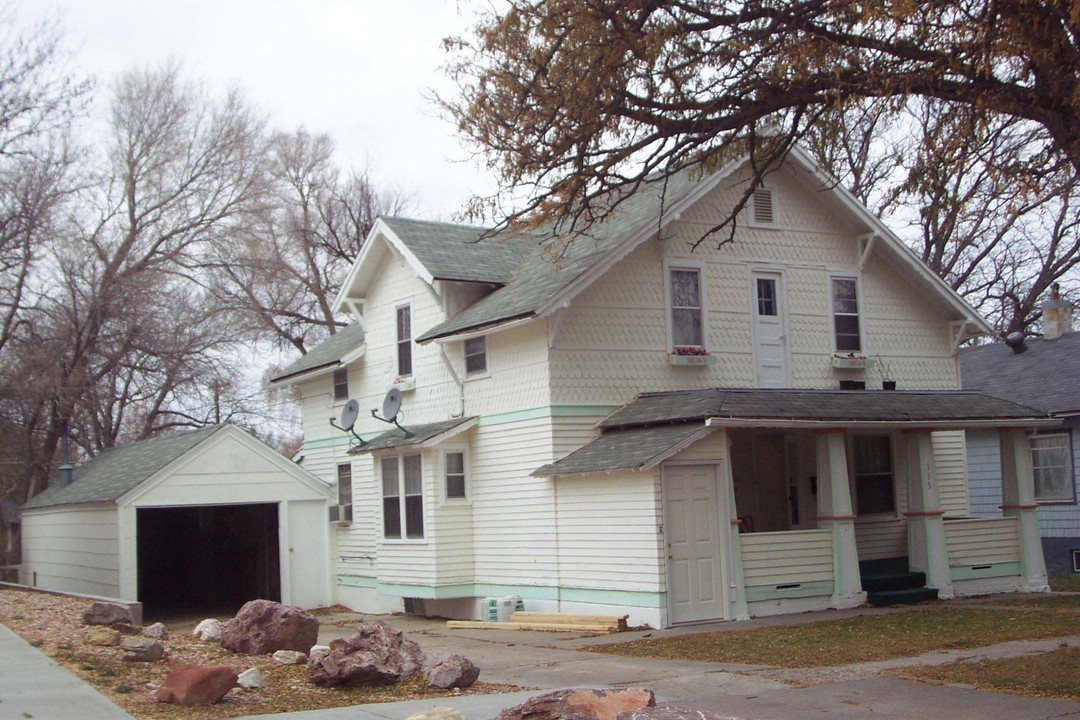 4 Unit Apartment in Chadron, NE - Foto de edificio