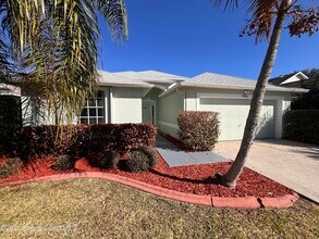 2565 Ventura Cir in Melbourne, FL - Building Photo - Building Photo
