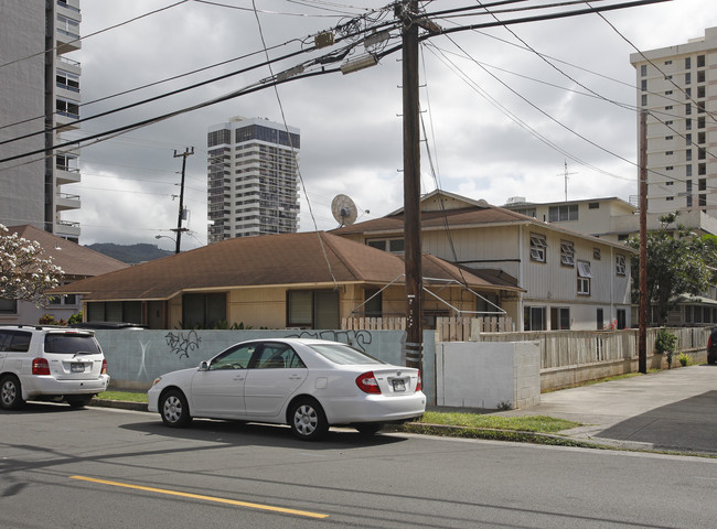 773 Wiliwili St in Honolulu, HI - Foto de edificio - Building Photo