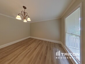 1041 Henry Terrace in Lawrenceville, GA - Building Photo - Building Photo