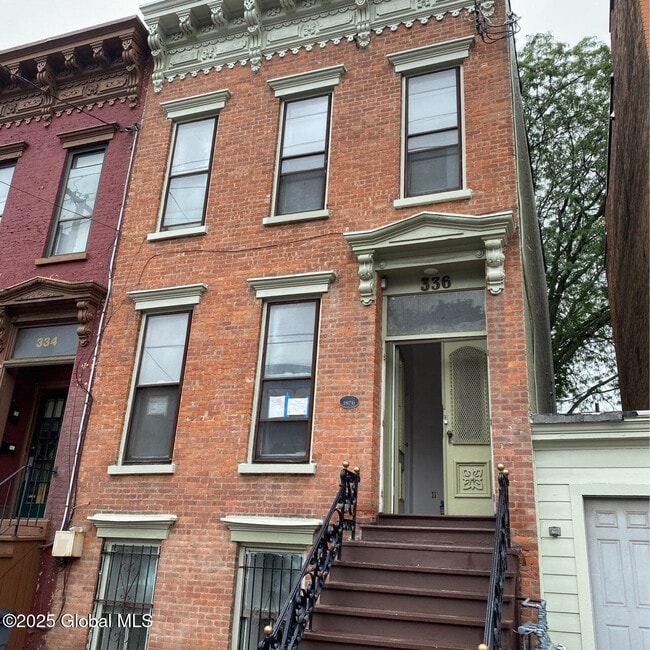 336 Clinton Ave in Albany, NY - Building Photo - Building Photo