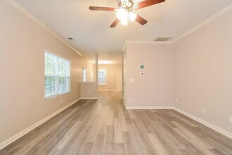 210 River Hills Dr in Clayton, NC - Building Photo - Building Photo