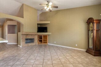 5304 Countrybrook Ln in Salida, CA - Building Photo - Building Photo