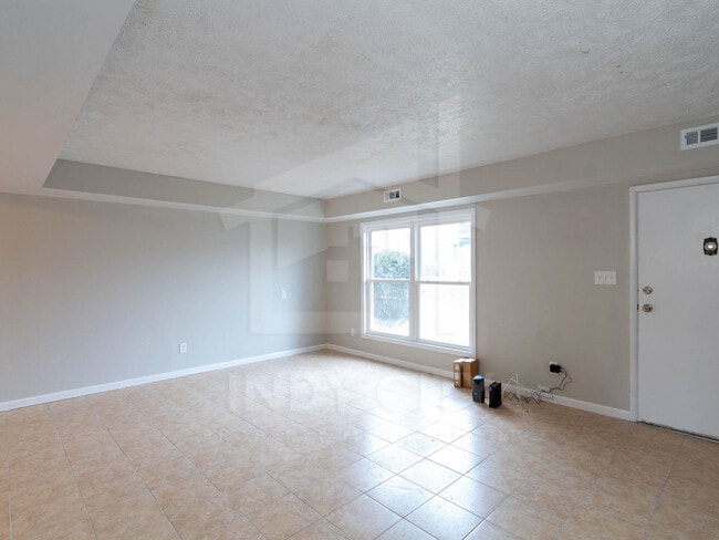 3281 Ashley Ln in Indianapolis, IN - Building Photo - Building Photo