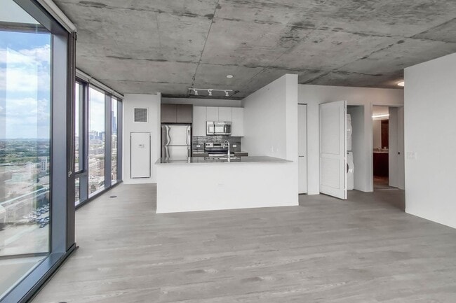 2113 S Wabash Ave in Chicago, IL - Building Photo - Building Photo