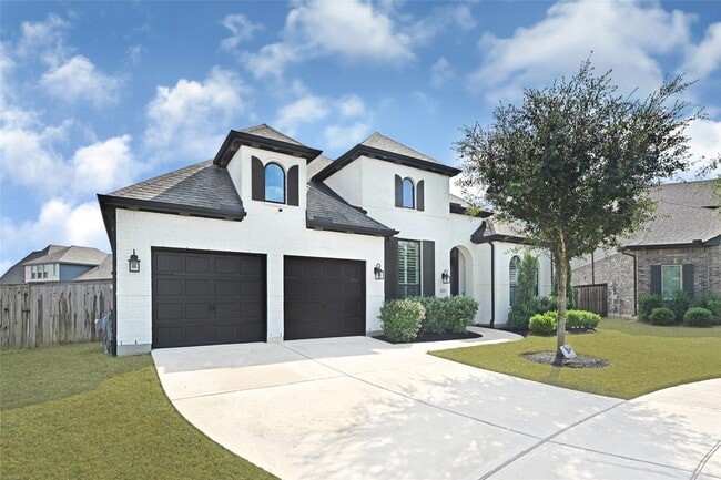 property at 30707 Bent Tree Ct