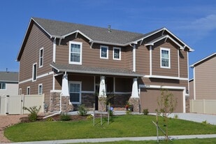 8438 Creek Brush Dr in Colorado Springs, CO - Building Photo