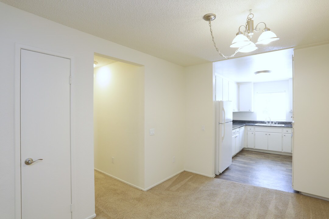 Elan Village North in Oceanside, CA - Building Photo
