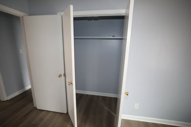 1815 Paisley Ave in Fayetteville, NC - Foto de edificio - Building Photo