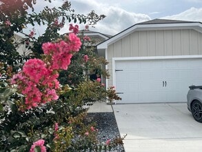 3436 Scott Cir in Seguin, TX - Building Photo - Building Photo