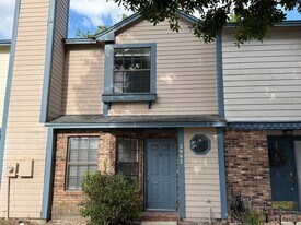 2982 Embassy Ct in Casselberry, FL - Building Photo