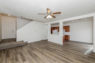 6734 Bravura Ct in Las Vegas, NV - Building Photo - Building Photo