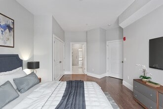 8 Sanborn St in Reading, MA - Building Photo - Building Photo