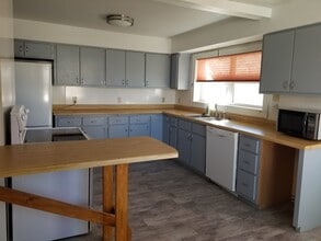 219 East Montezuma Avenue in Cortez, CO - Building Photo - Building Photo