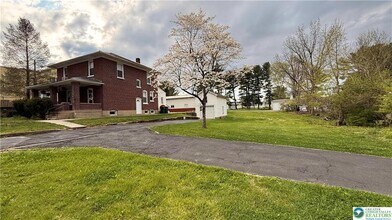 3241 Freemansburg Ave in Easton, PA - Building Photo - Building Photo