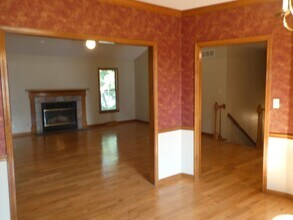 3906 Cameron in Columbia, MO - Building Photo - Building Photo