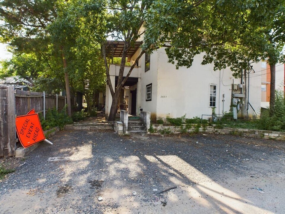 2823 San Pedro St in Austin, TX - Building Photo
