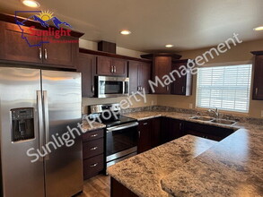 903 Presidio Ln in Billings, MT - Foto de edificio - Building Photo