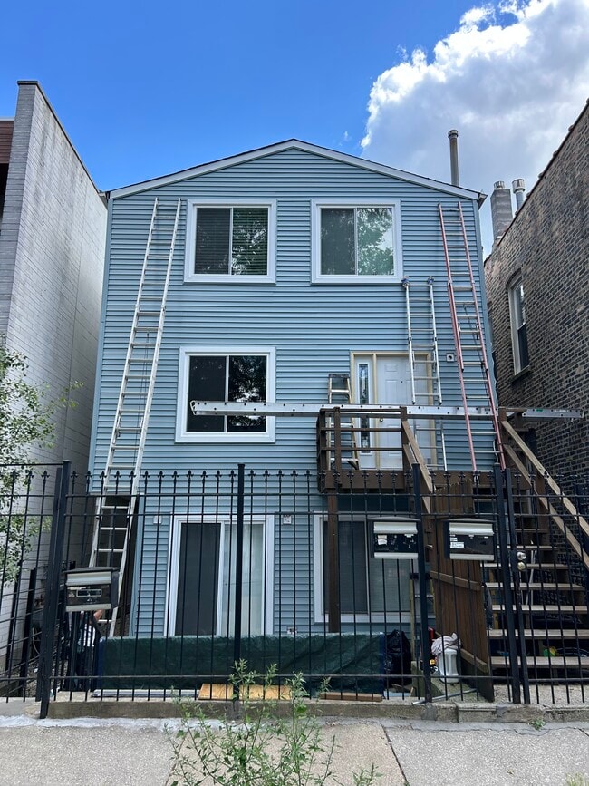 1827 N Marshfield Ave, Unit 1