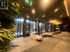 110 Broadway Ave in Toronto, ON - Building Photo