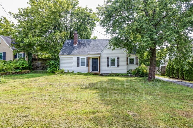2930 Primrose Cir in Nashville, TN - Building Photo - Building Photo