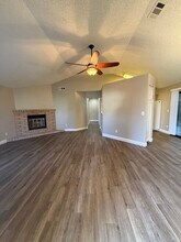 4700 Wetherby Ct in Bakersfield, CA - Building Photo - Building Photo