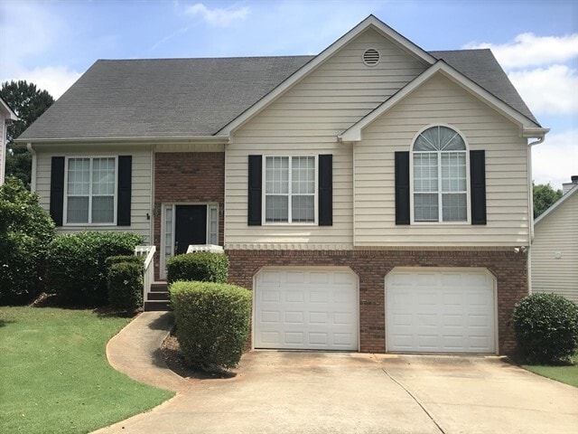 property at 4718 Vineyard Ct