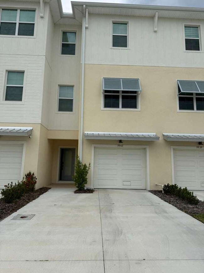 property at 9943 Key Haven Rd