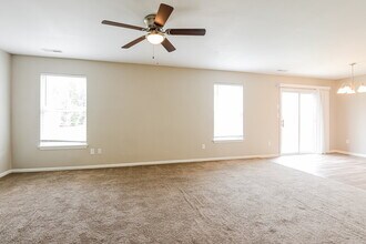 4261 Village Bend Dr in Indianapolis, IN - Building Photo - Building Photo