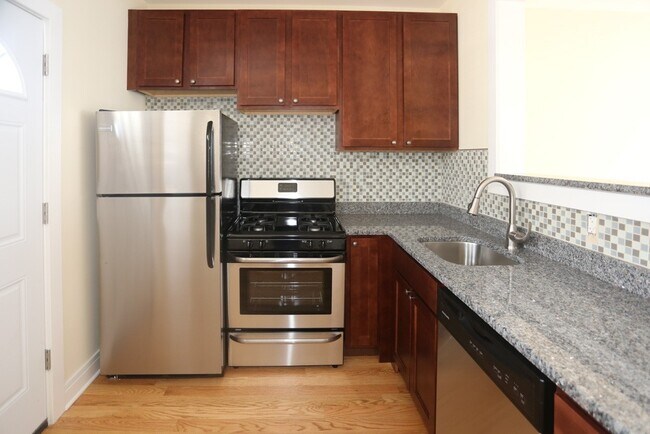 4422 N Wolcott Ave in Chicago, IL - Building Photo - Building Photo