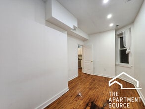 1224 N Cleaver St, Unit 1r in Chicago, IL - Foto de edificio - Building Photo