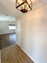 4781 Glenwood Dr in Klamath Falls, OR - Foto de edificio - Building Photo