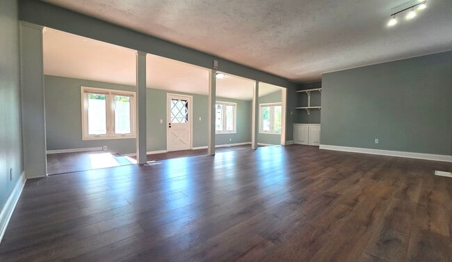 412 Meadow Ln in Lake Zurich, IL - Building Photo - Building Photo
