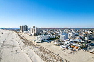 Margate Towers in Margate City, NJ - Building Photo - Building Photo