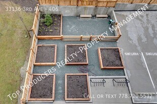 33136 3 Ave in Mission, BC - Building Photo