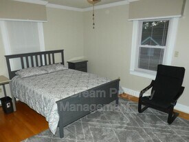 842 Spring Valley Dr in Falmouth, VA - Building Photo