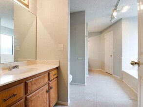 3305 Fireside Cir in Norman, OK - Building Photo - Building Photo