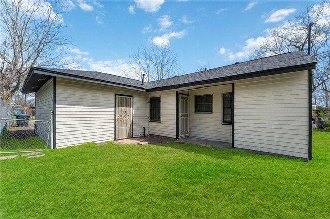 property at 4814 Burma Rd