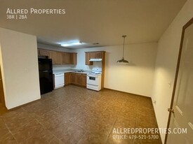 401 E Asher Ct in Rogers, AR - Building Photo - Building Photo