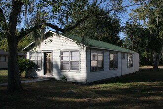 409 Senate St in Auburndale, FL - Building Photo - Building Photo