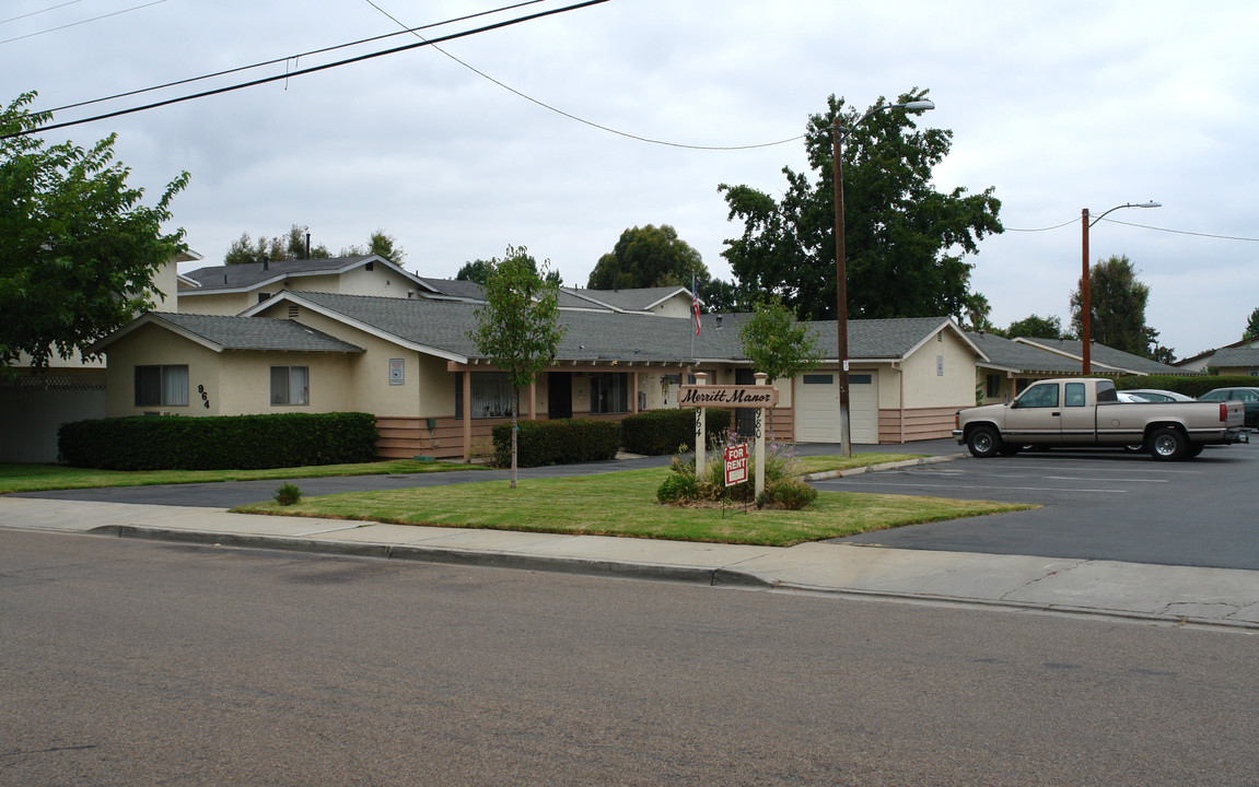 Merritt Manor in El Cajon, CA - Foto de edificio