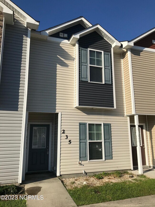 235 Caldwell Loop photo'