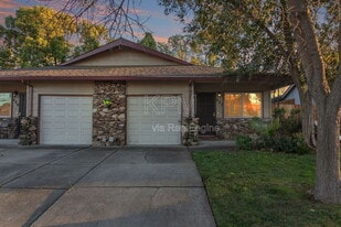 422 Felton Way in Stockton, CA - Building Photo