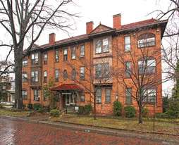 830-832 9th St Apartments