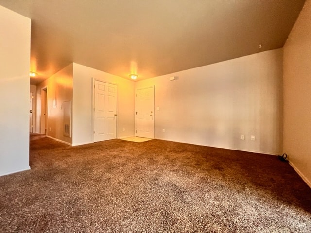 7586 W Tottenham Ln, Unit 101 in Boise, ID - Foto de edificio - Building Photo