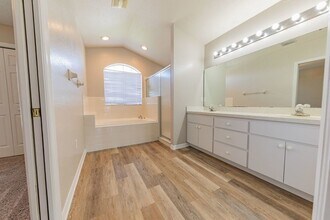 245 Cloverdale Rd in Winter Haven, FL - Building Photo - Building Photo